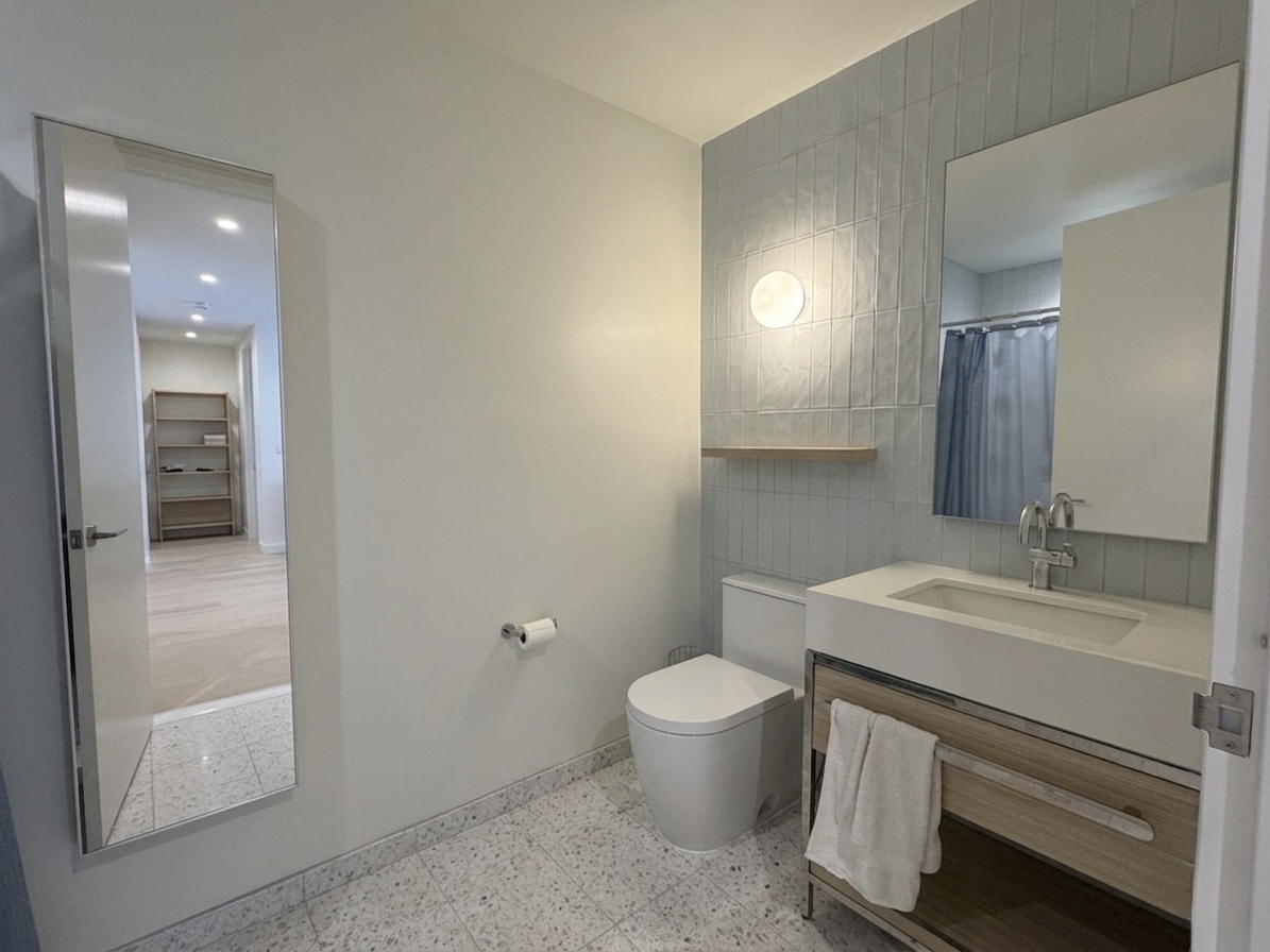 569 Fulton Street 8C