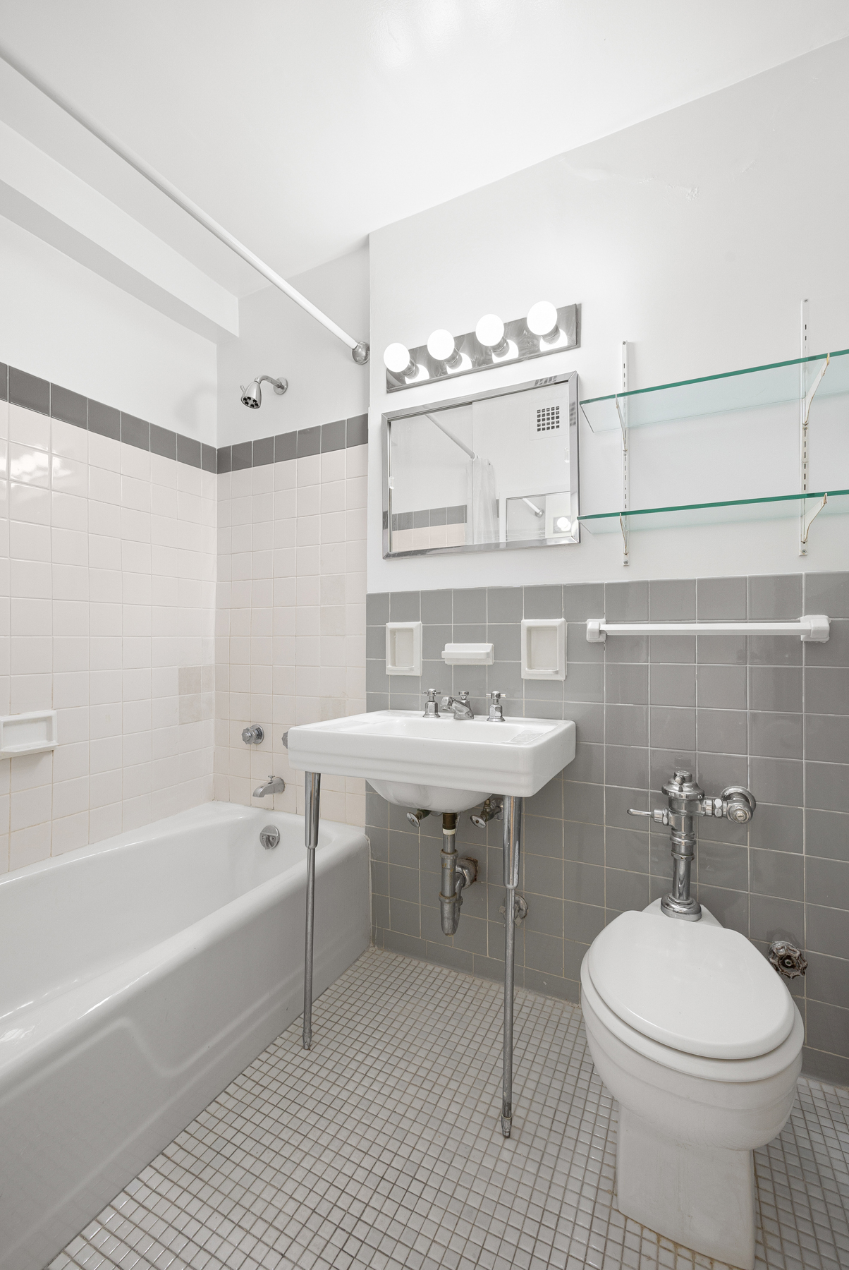 230 E 79th Street 5A