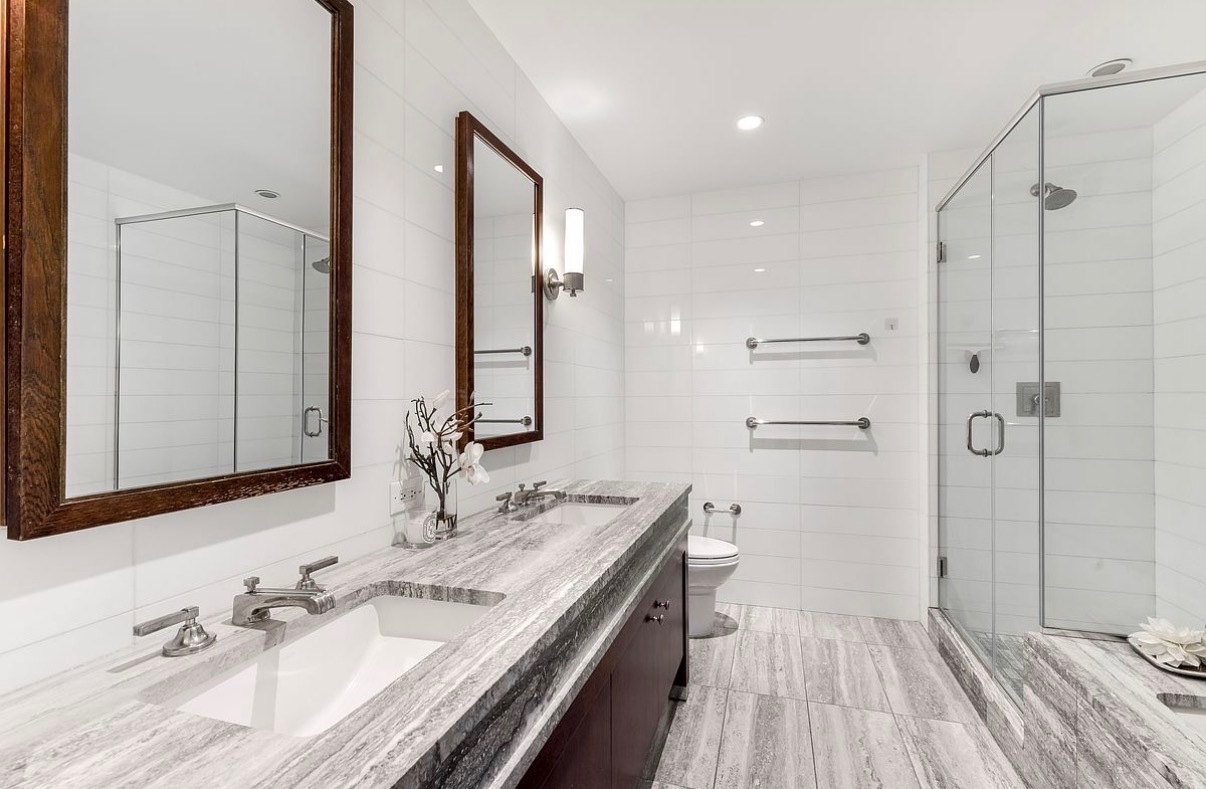 80 Riverside Boulevard 3L