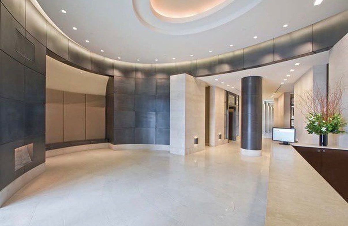 80 Riverside Boulevard 3L