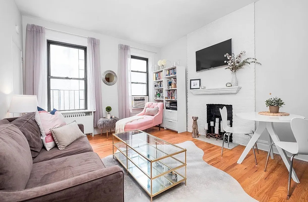 164 8th Avenue 1B