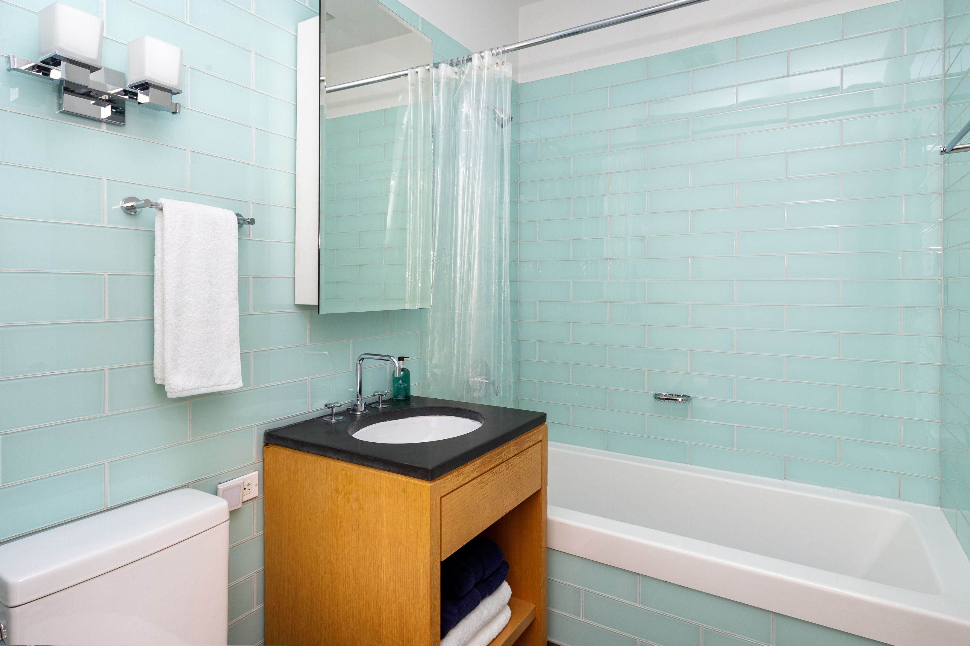 310 W 52nd Street 6E