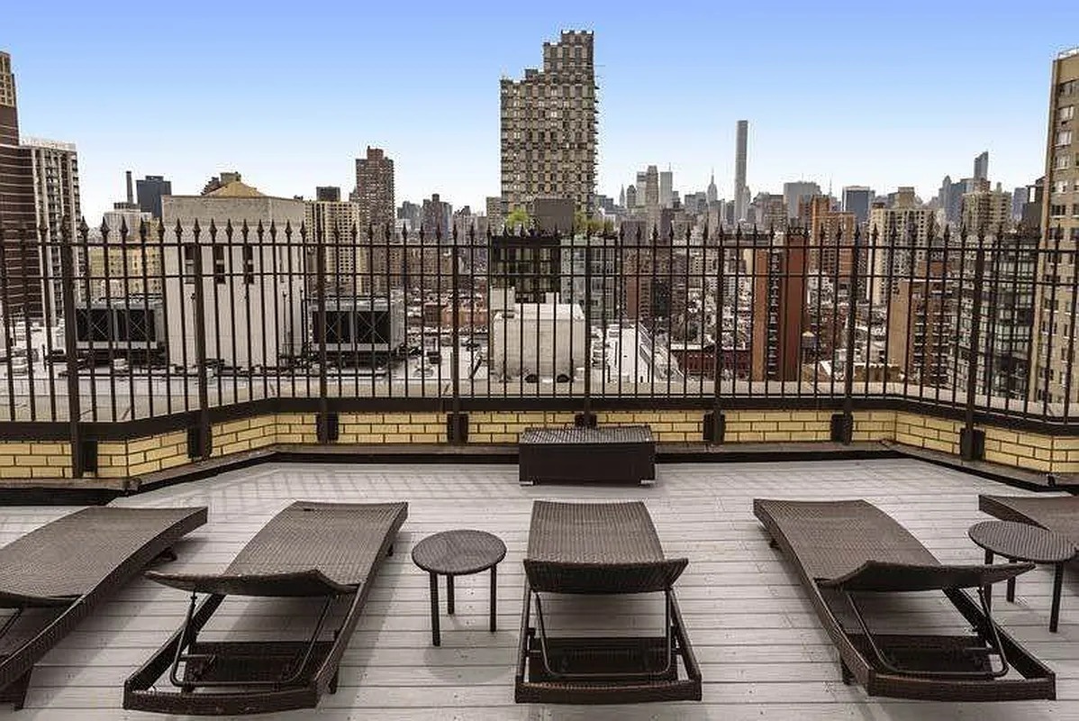 301 E 87th Street 8C