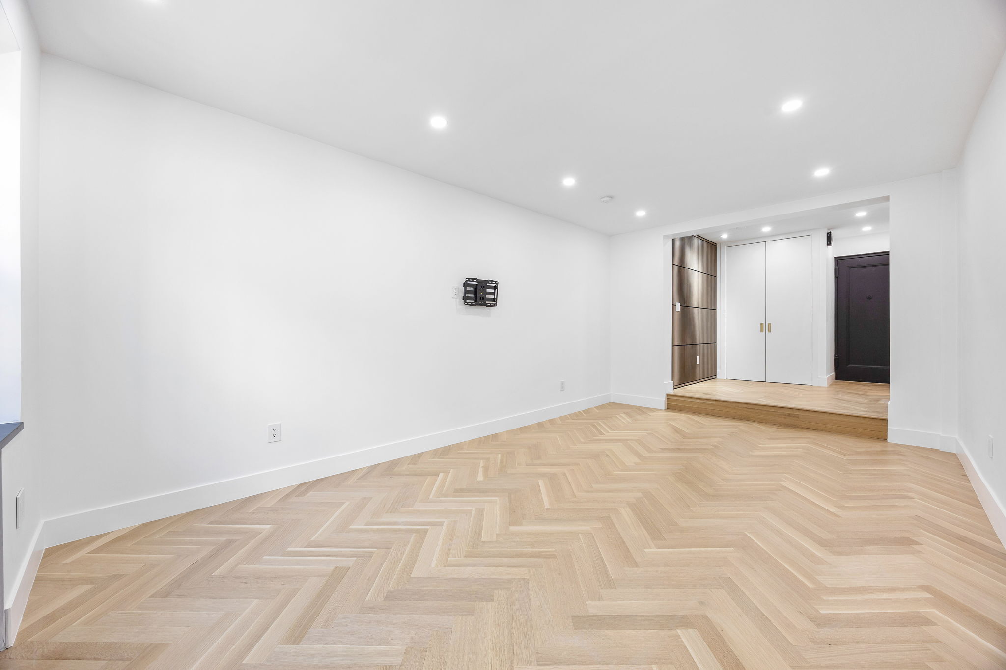 25 Minetta Lane 2F