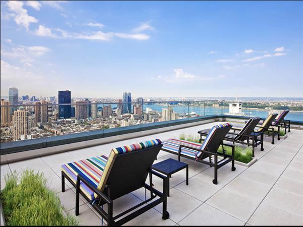 322 W 57th Street 29L