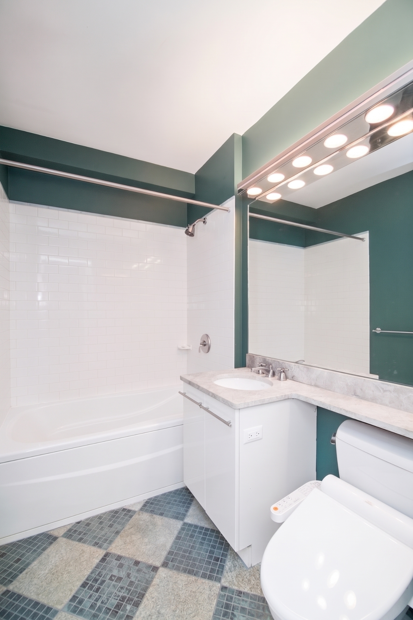 272 W 107th Street 11C