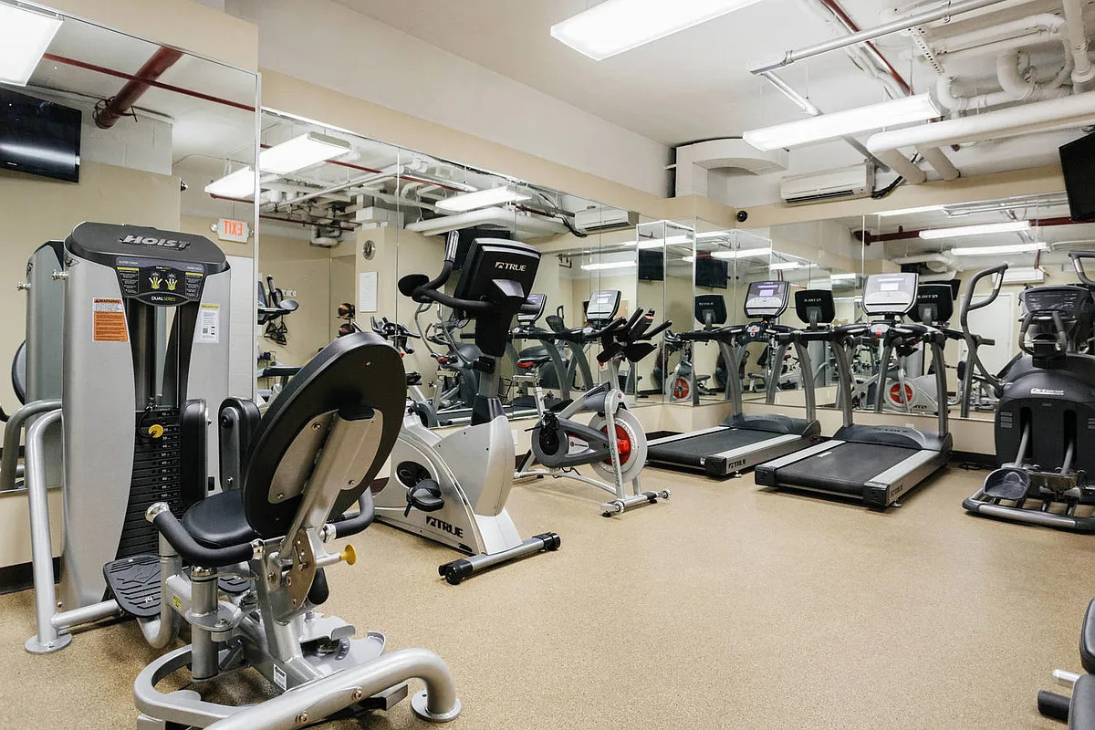 309 E 49th Street 11C