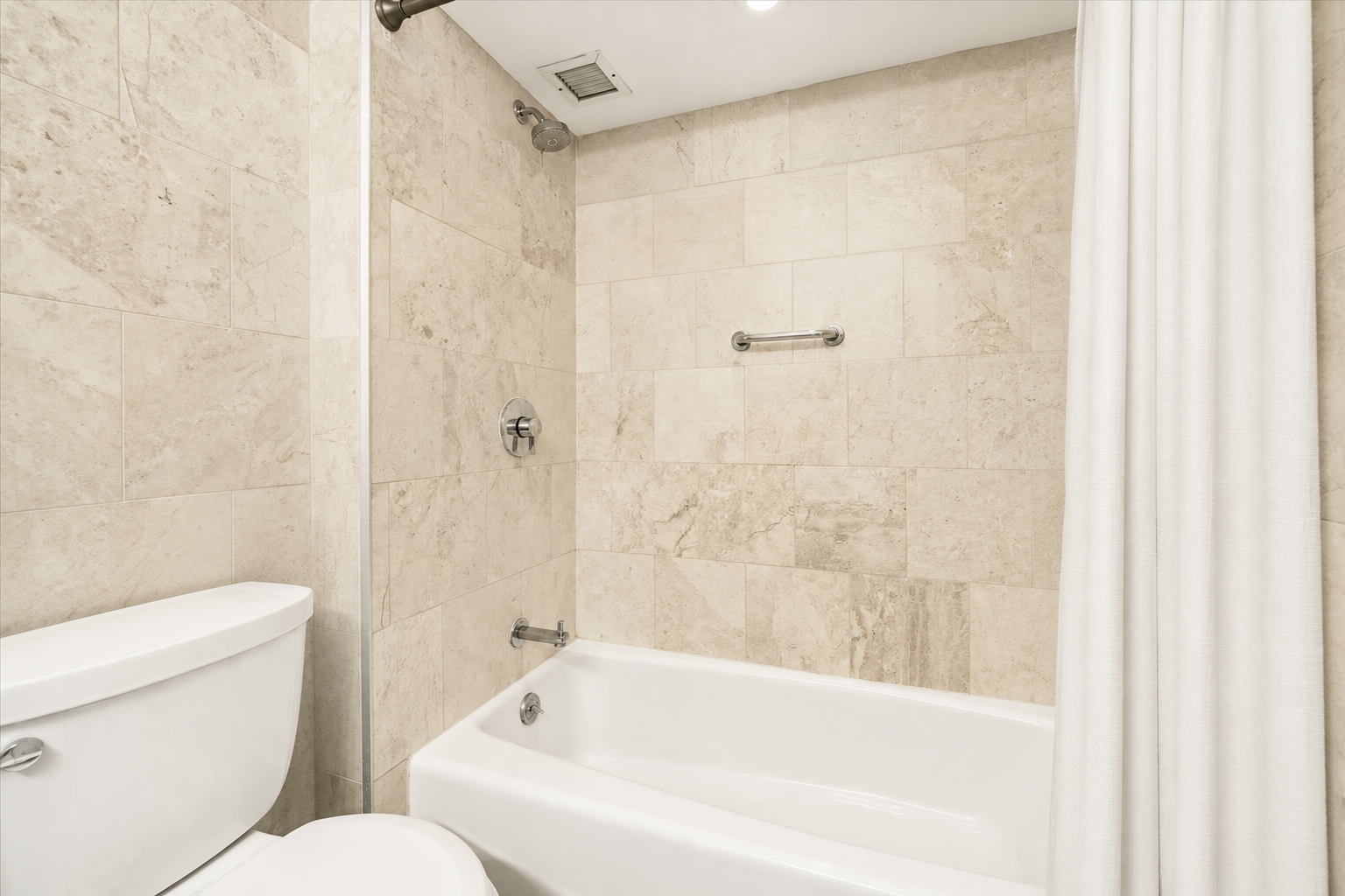 309 E 49th Street 11C