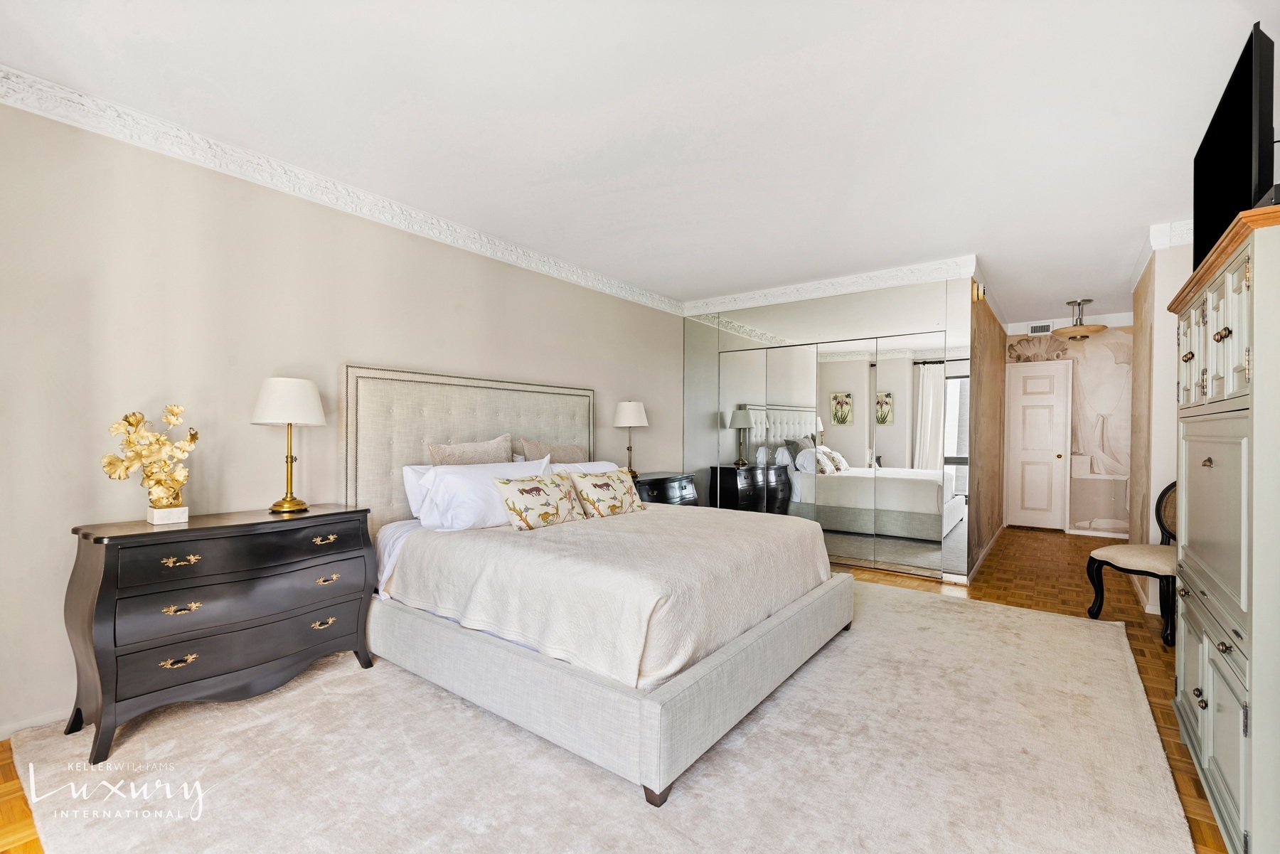 721 Fifth Avenue 37E