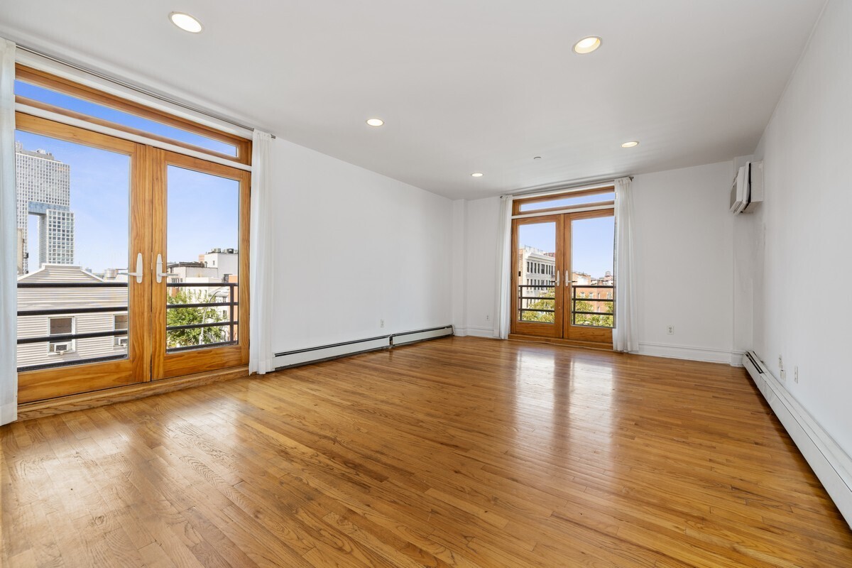 299 Bedford Avenue 4C