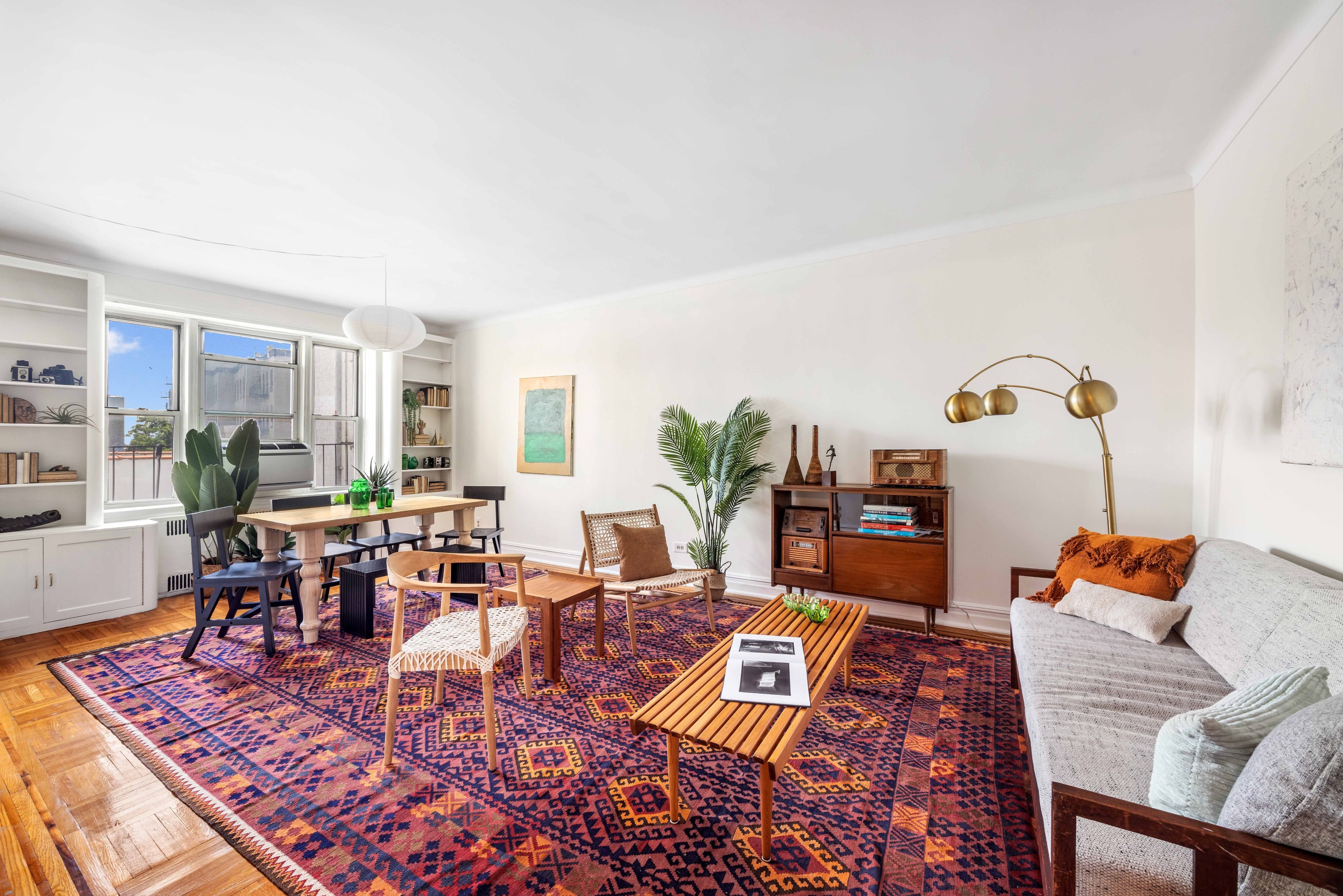 60 Plaza Street E 5M
