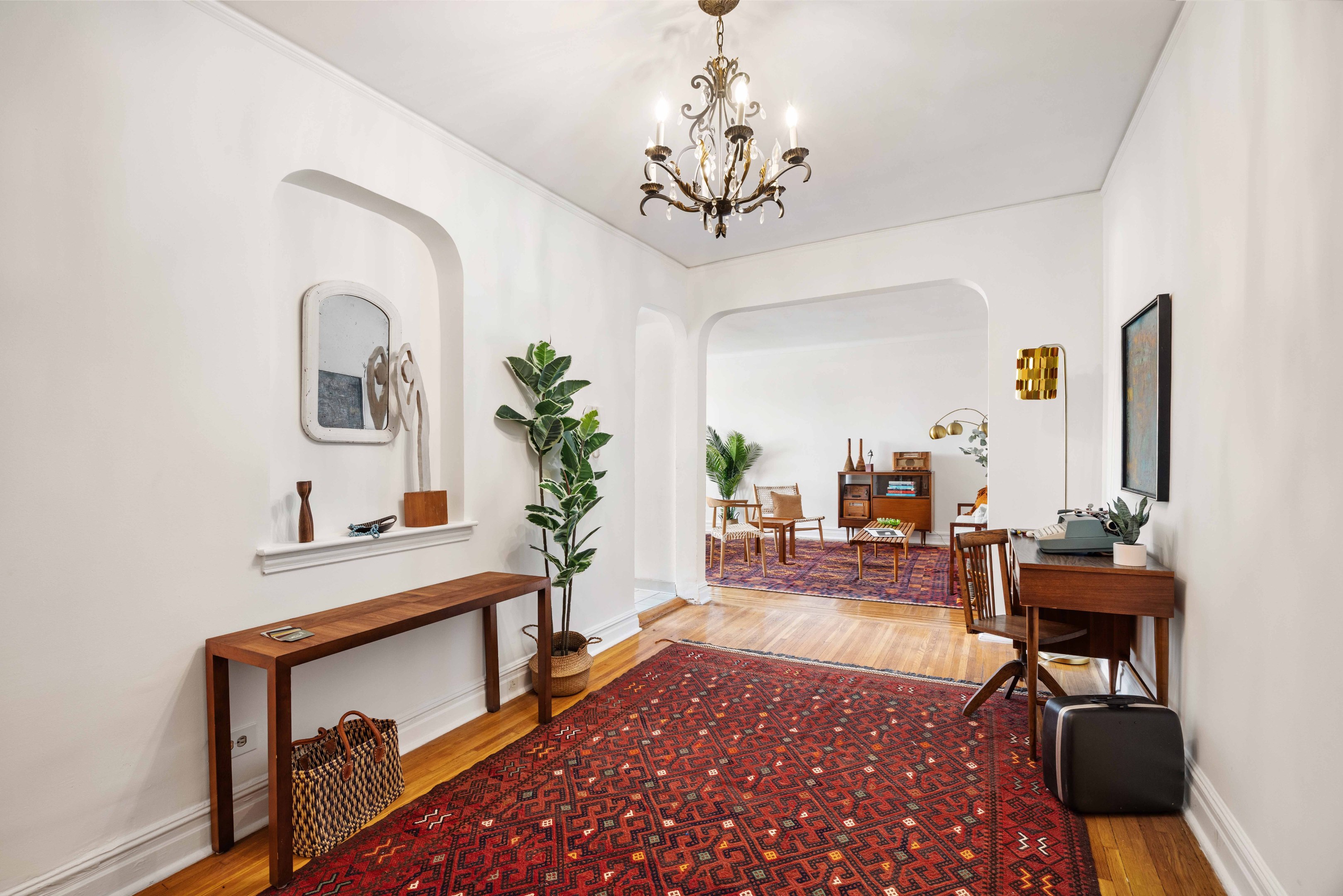 60 Plaza Street E 5M