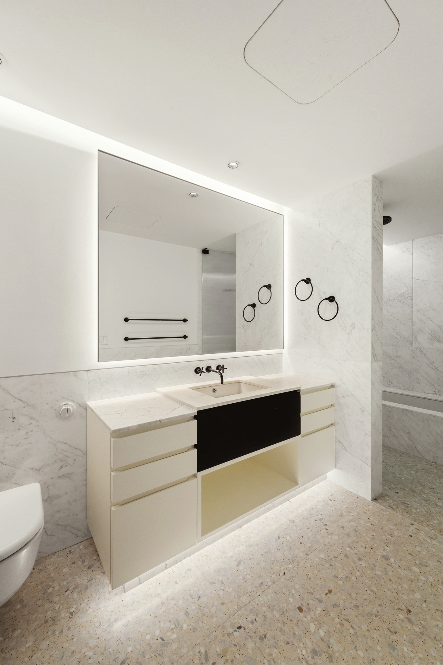 16 W 40th Street 27B