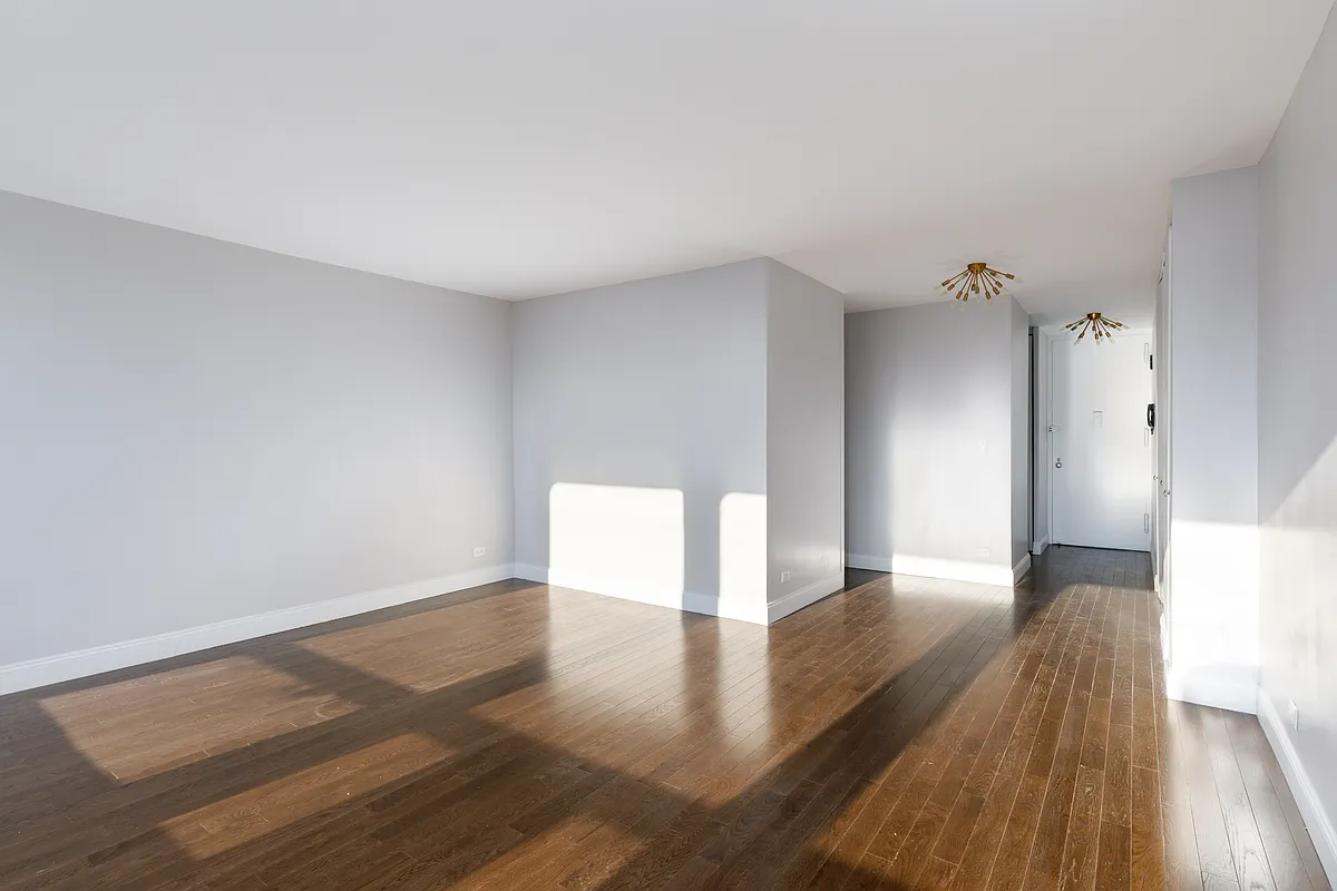 333 E 30th Street 14F