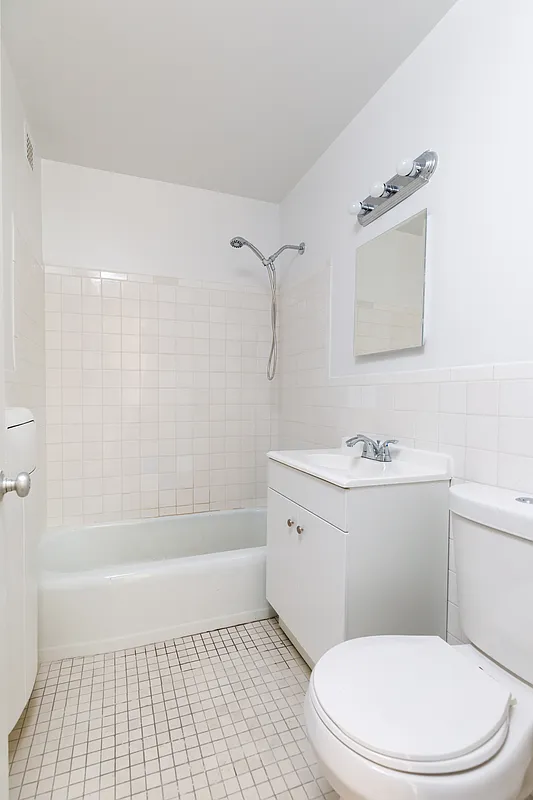 333 E 30th Street 14F
