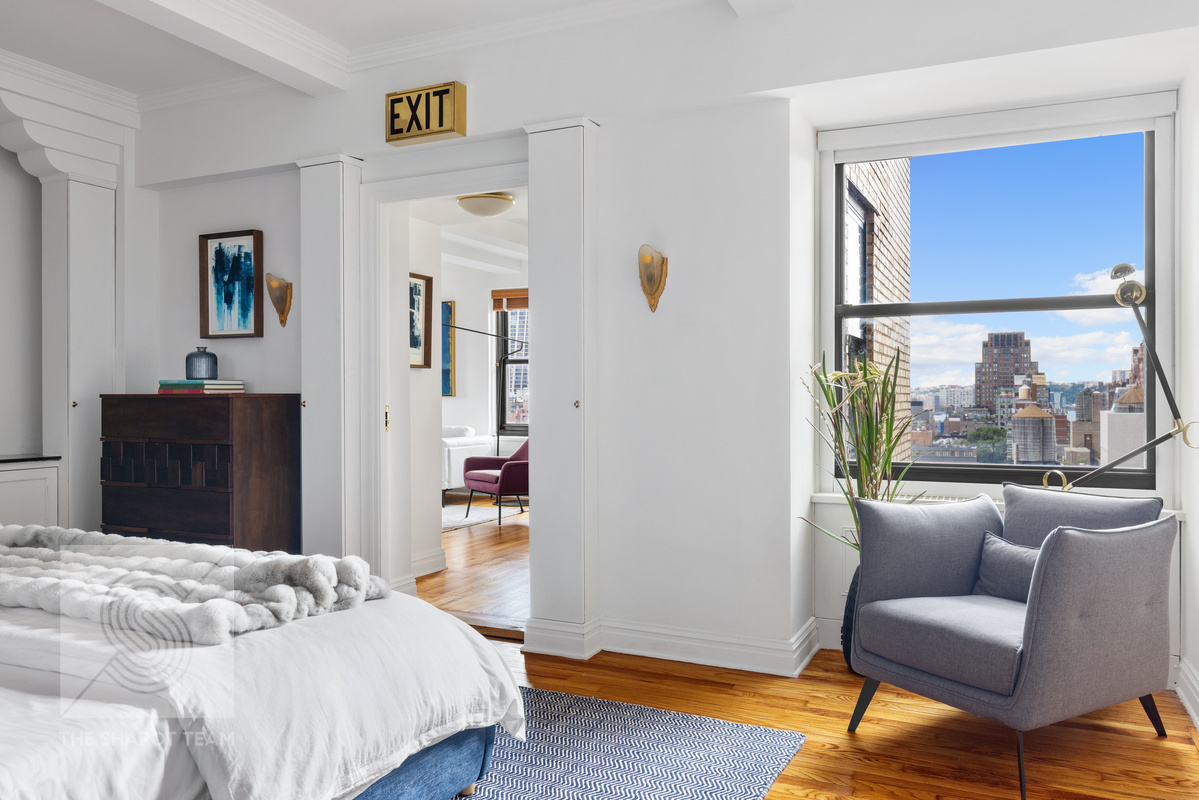 300 W 23rd Street 14AB