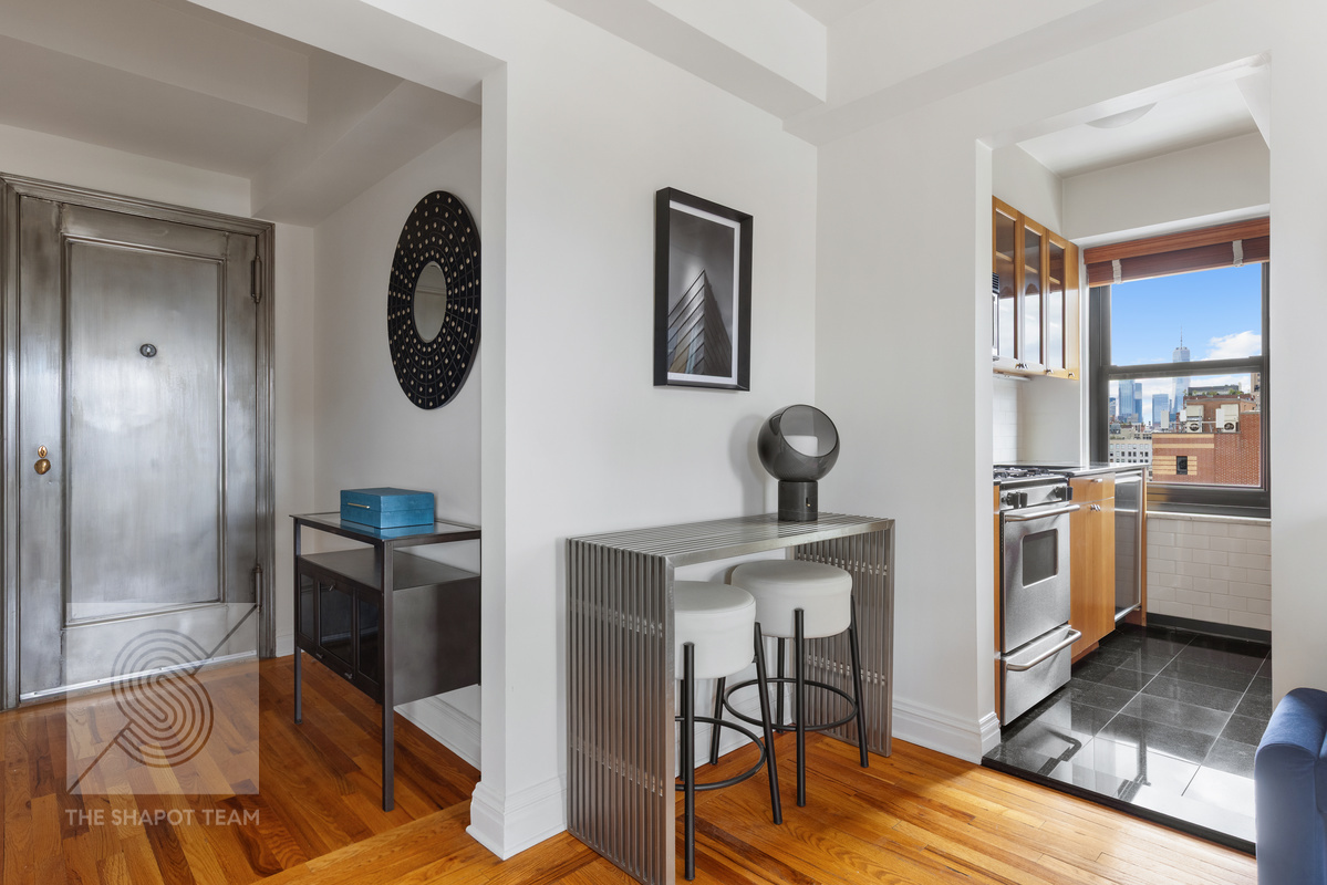 300 W 23rd Street 14AB