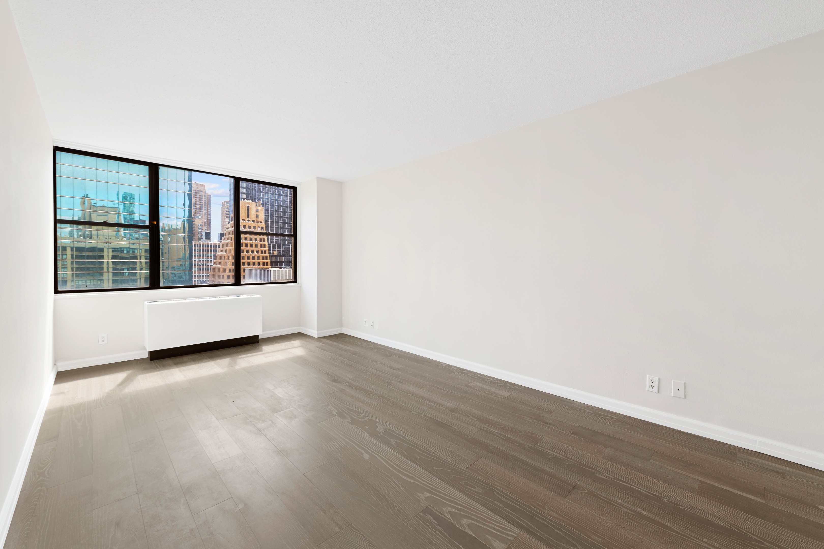 301 E 45th Street 20C