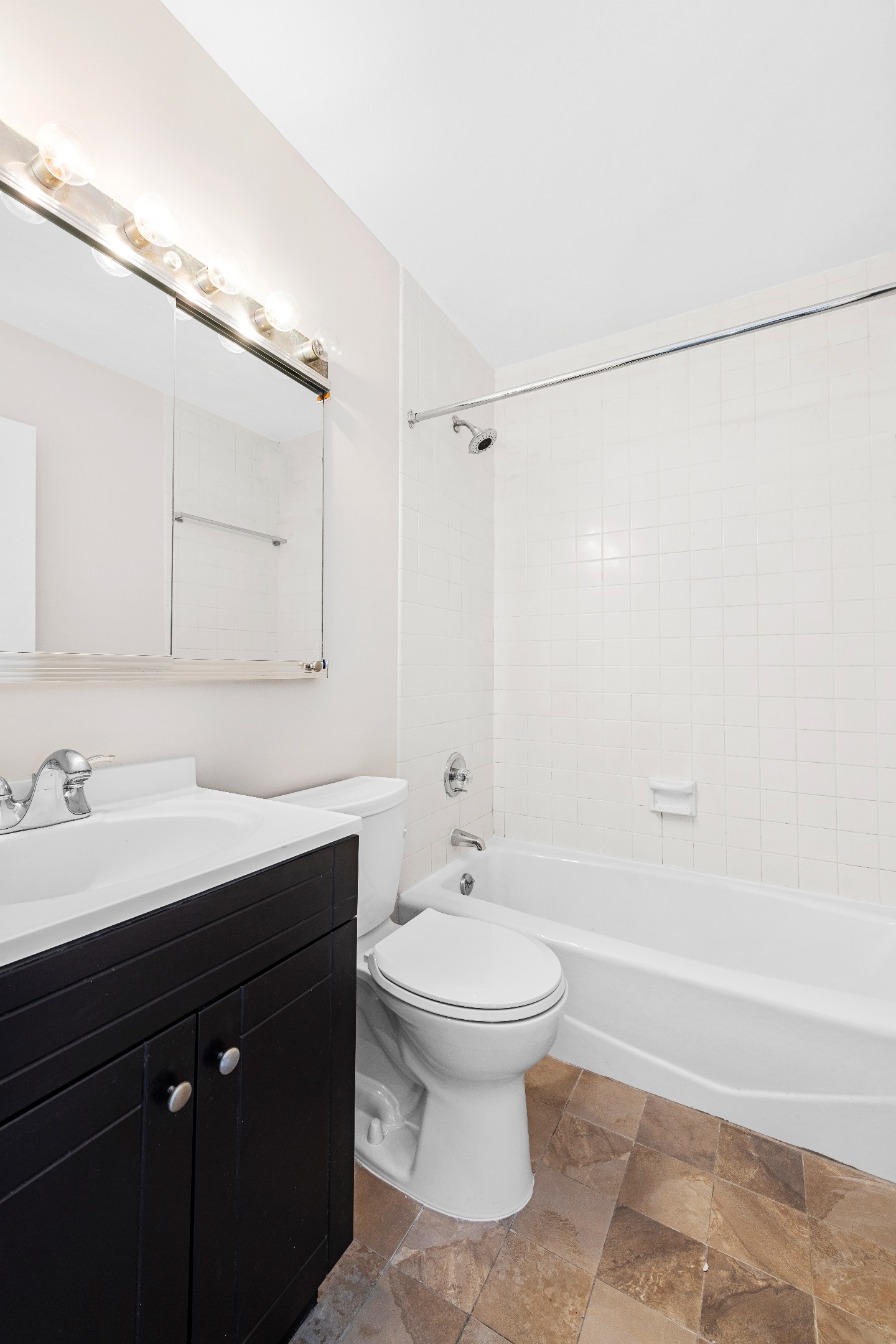 301 E 45th Street 20C