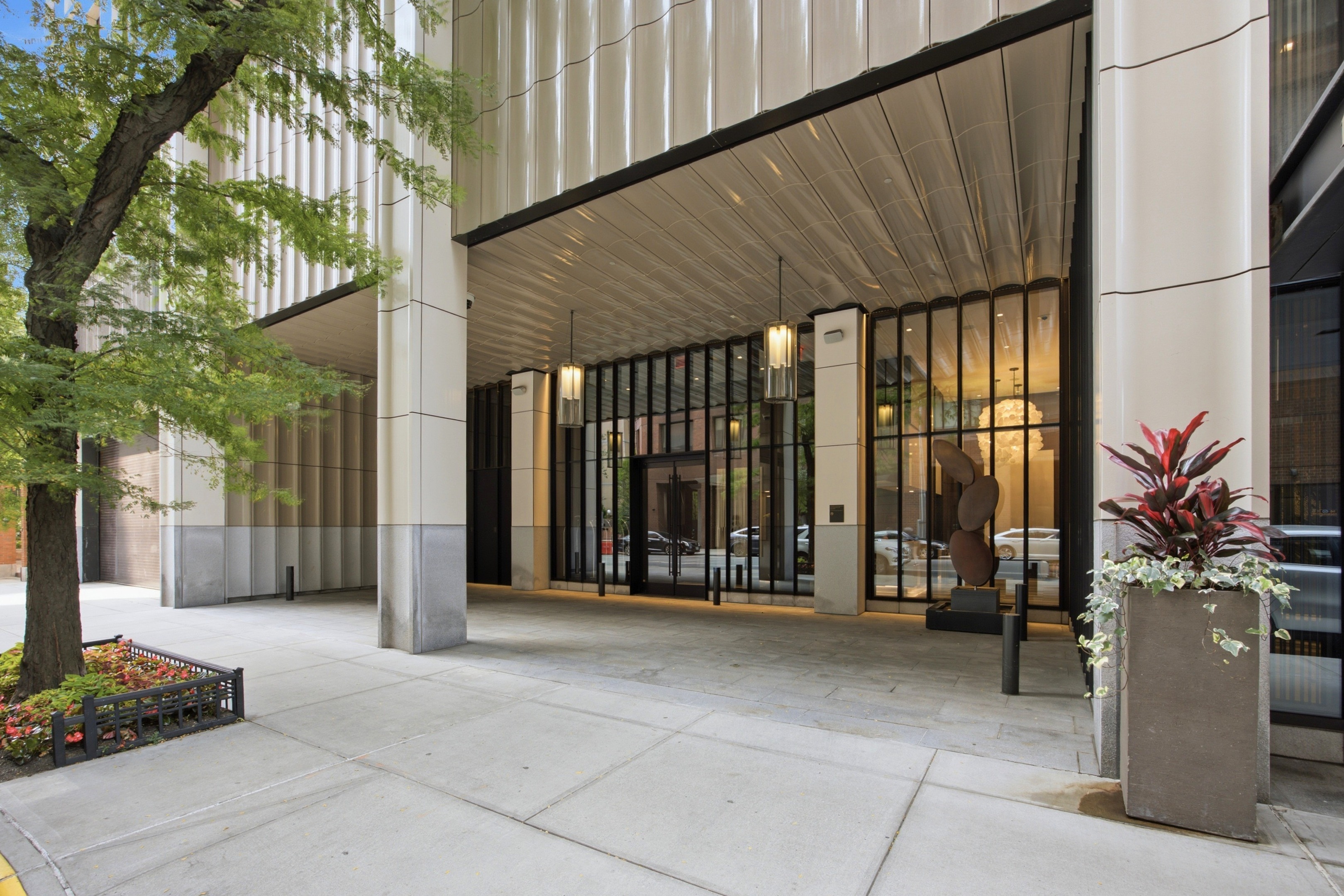 15 W 61st Street 3F