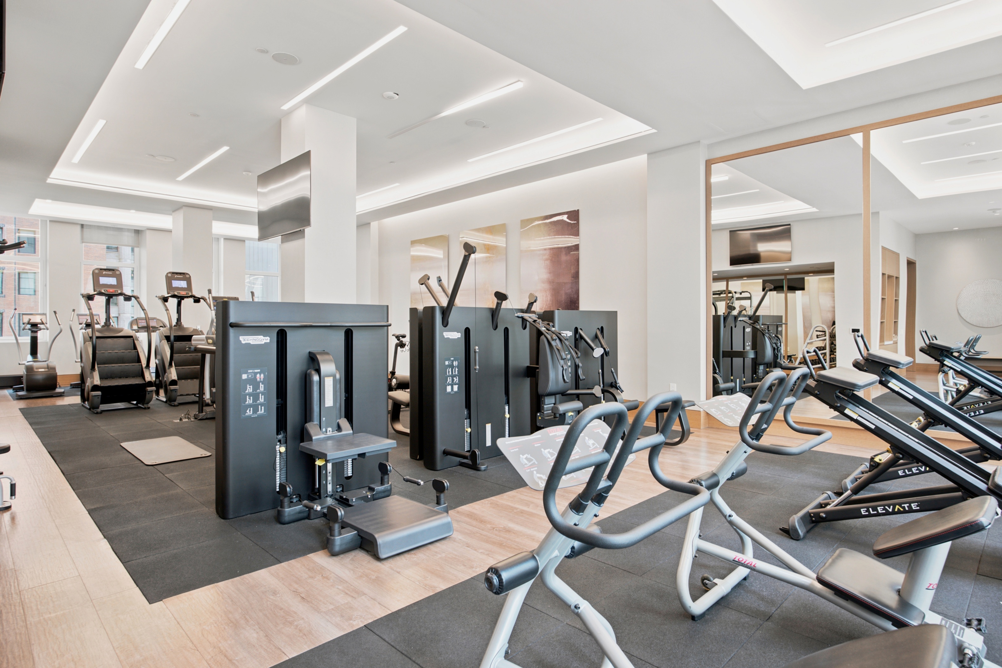 15 W 61st Street 3F