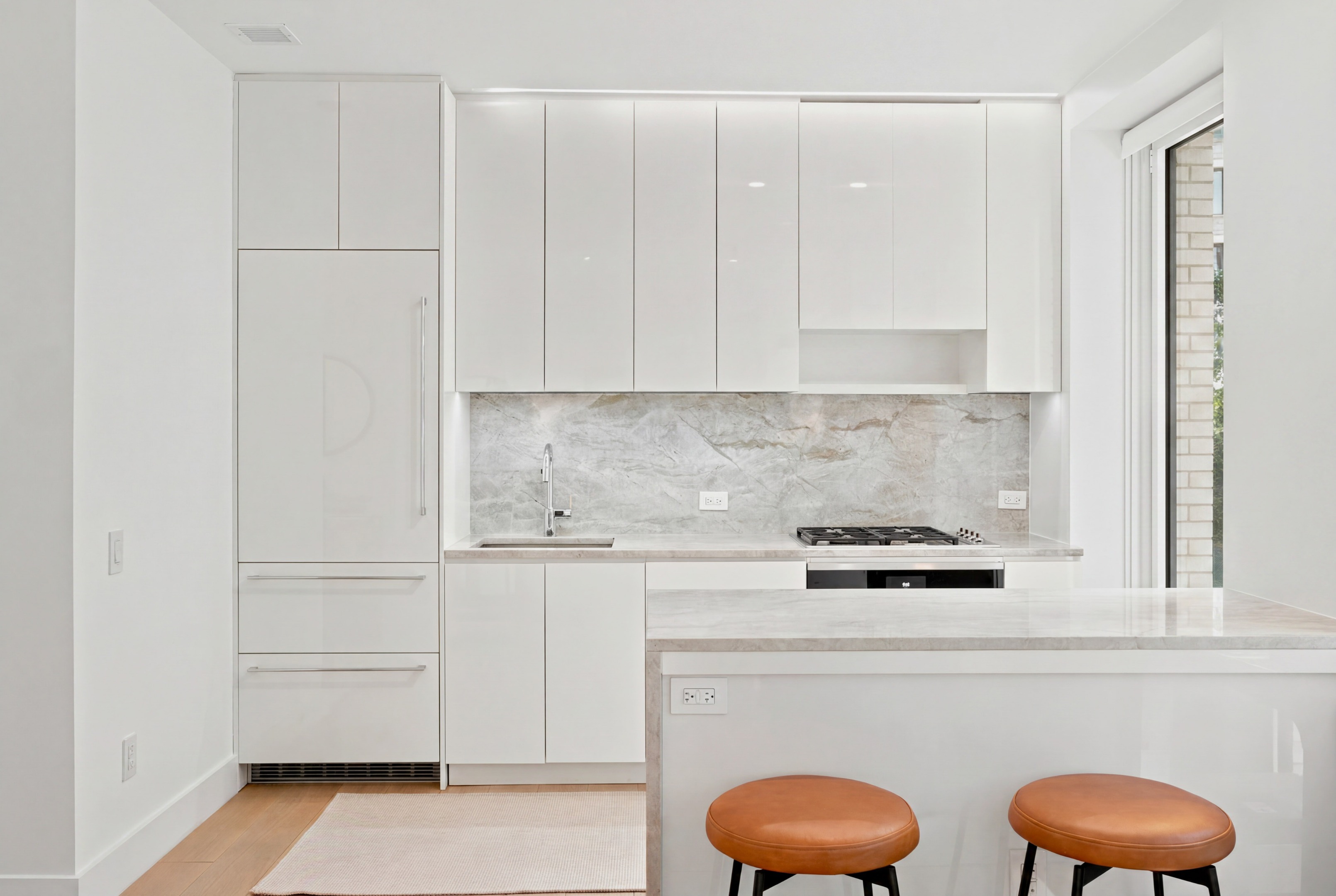 15 W 61st Street 3F