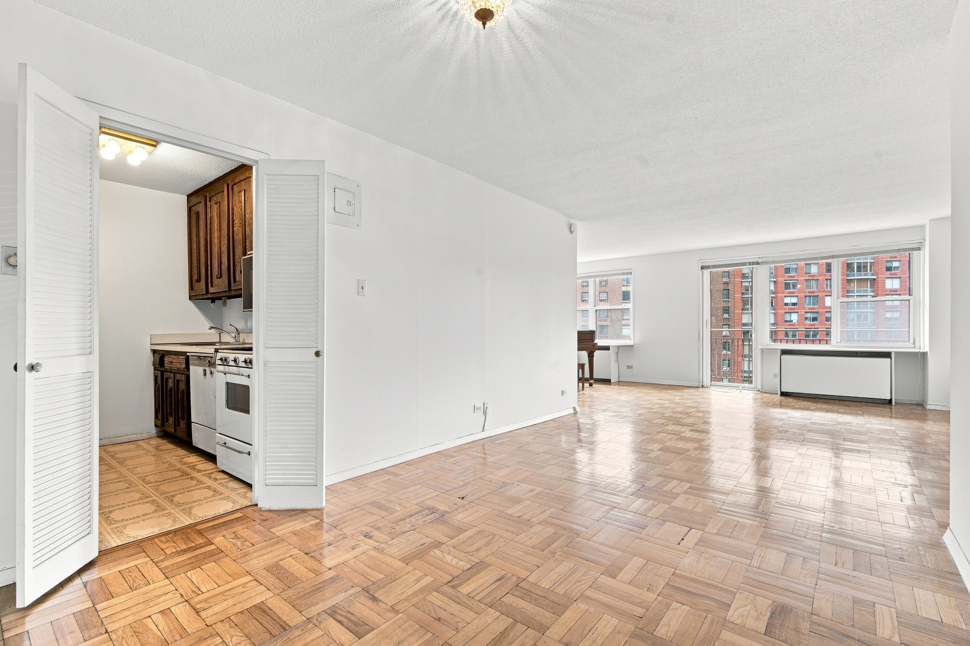 201 W 70th Street 10H