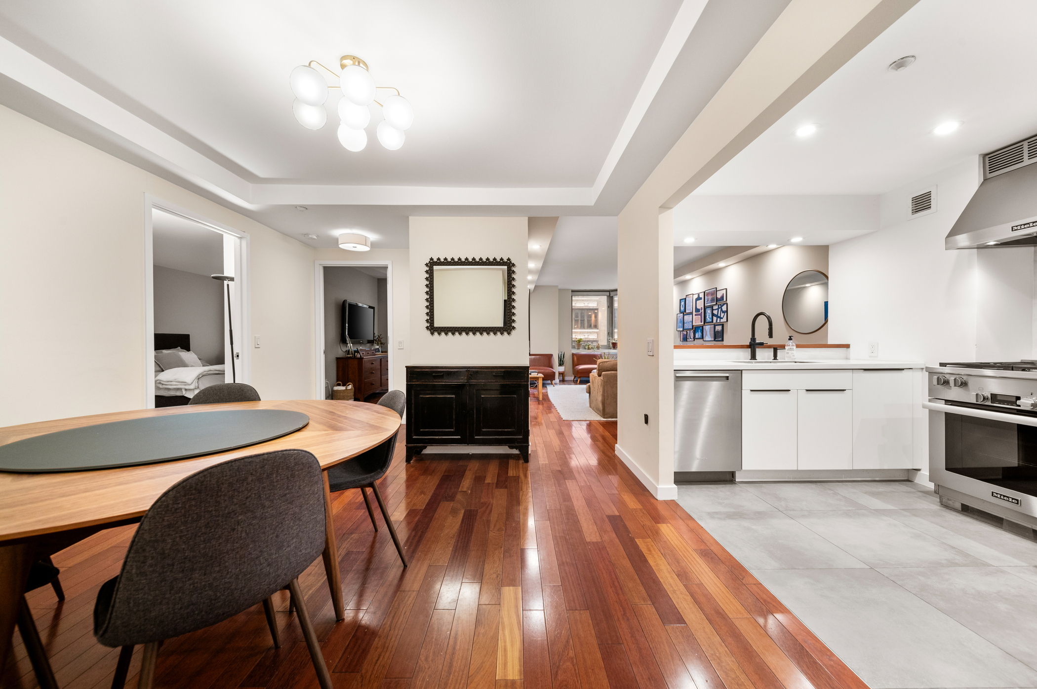 121 E 23rd Street 7D
