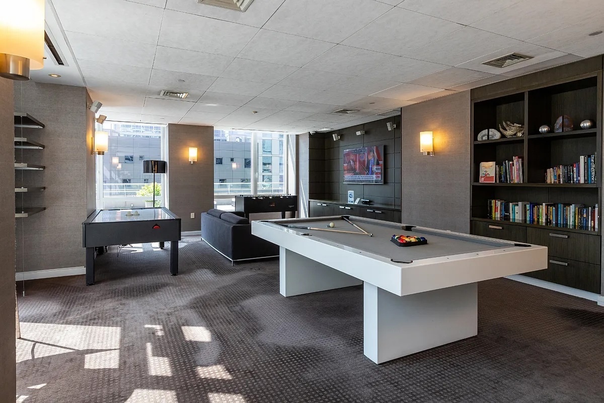 247 W 46th Street 3104