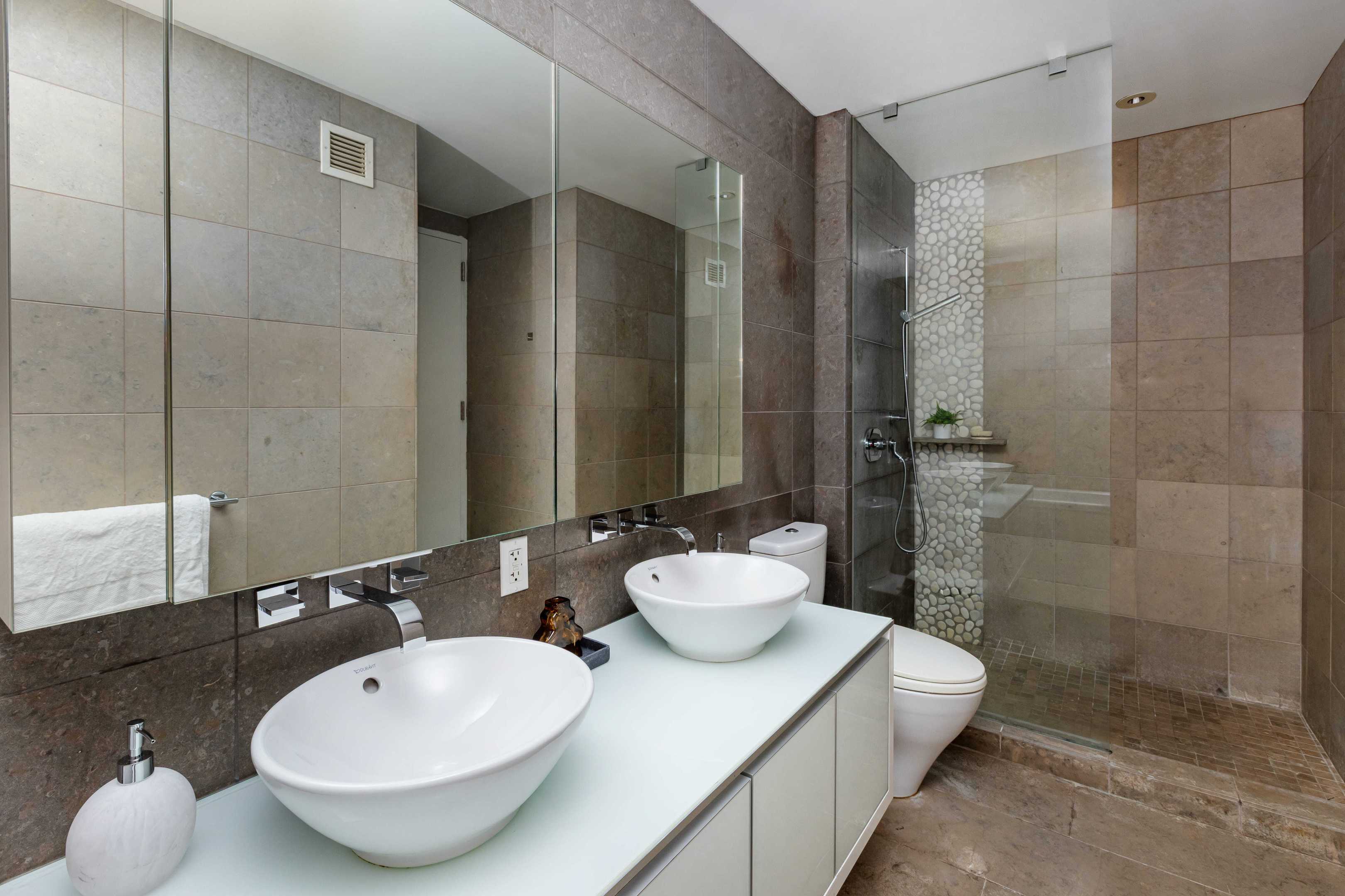 247 W 46th Street 3104