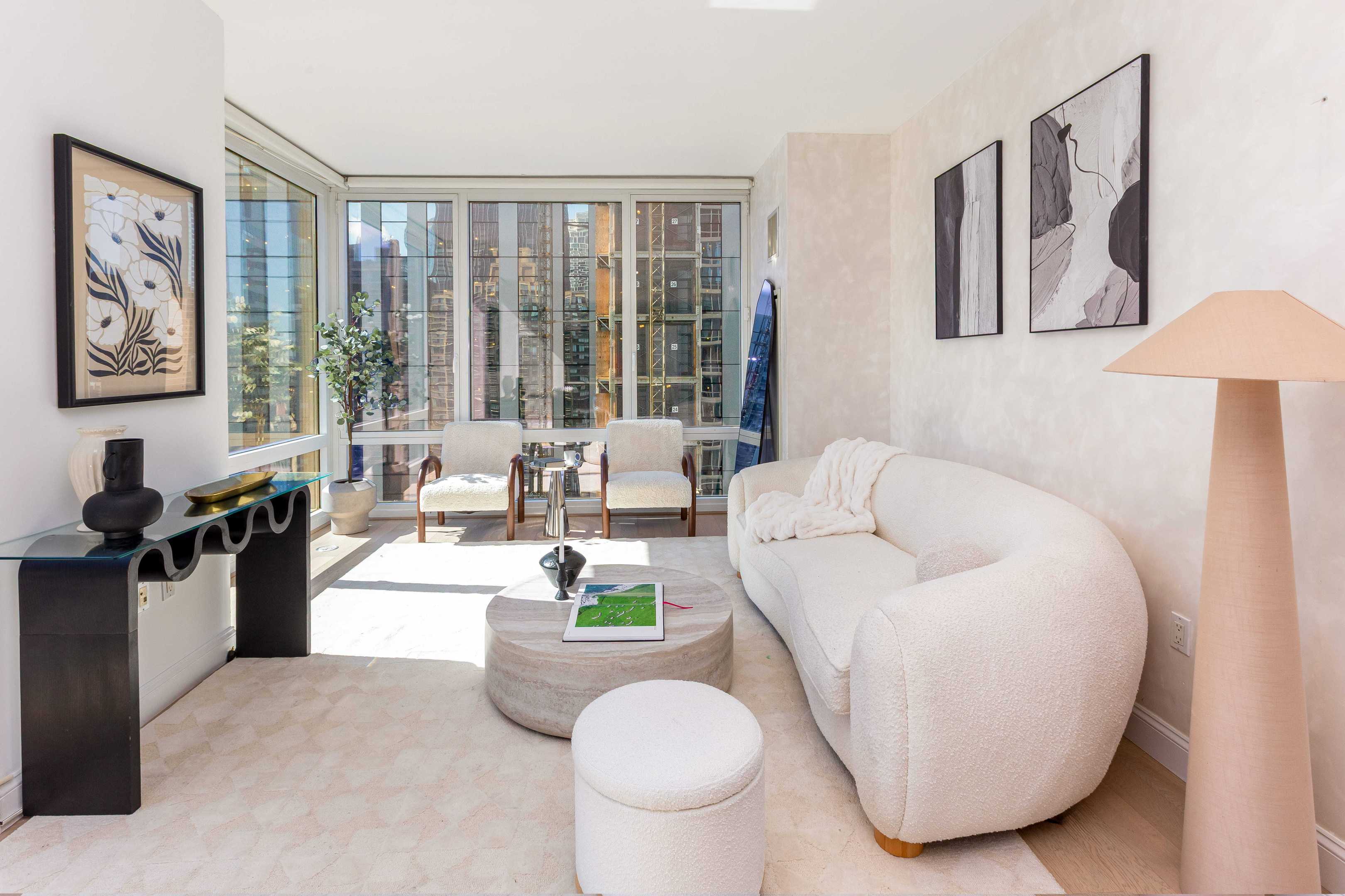 247 W 46th Street 3104