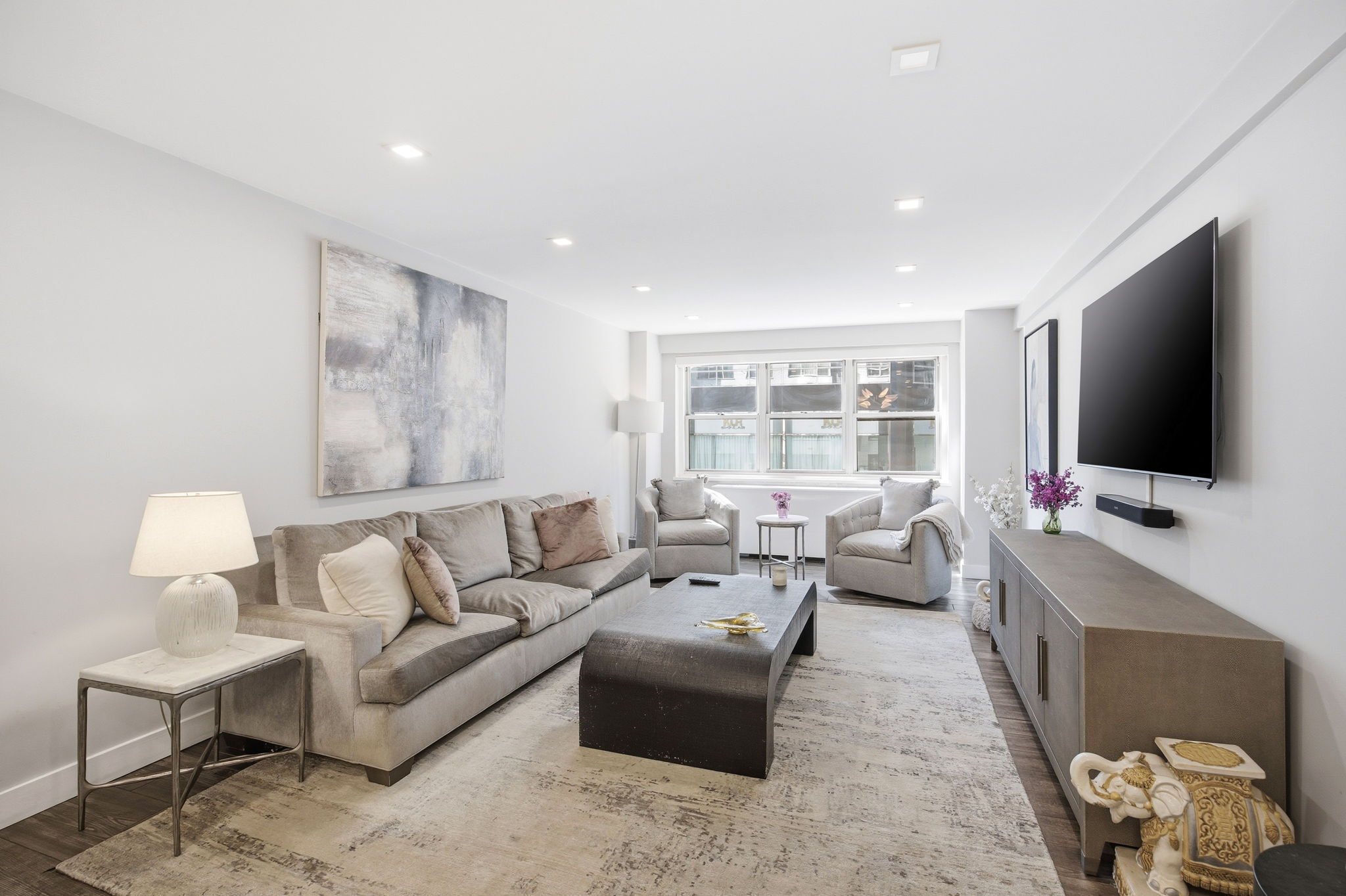 211 E 53rd Street 4K