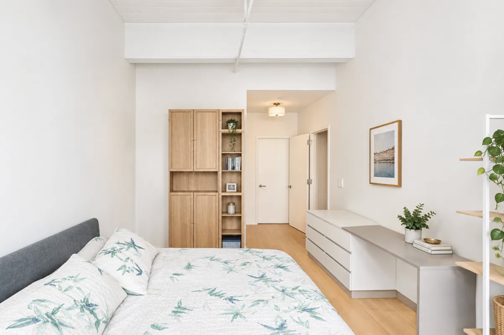 184 Kent Avenue D319