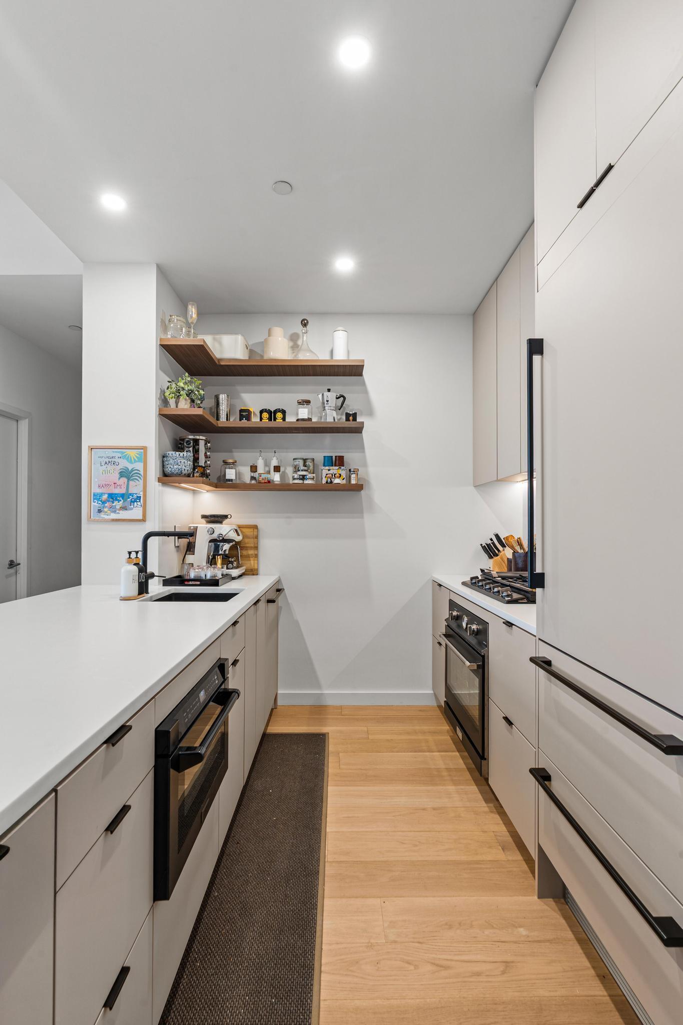 184 Kent Avenue D319