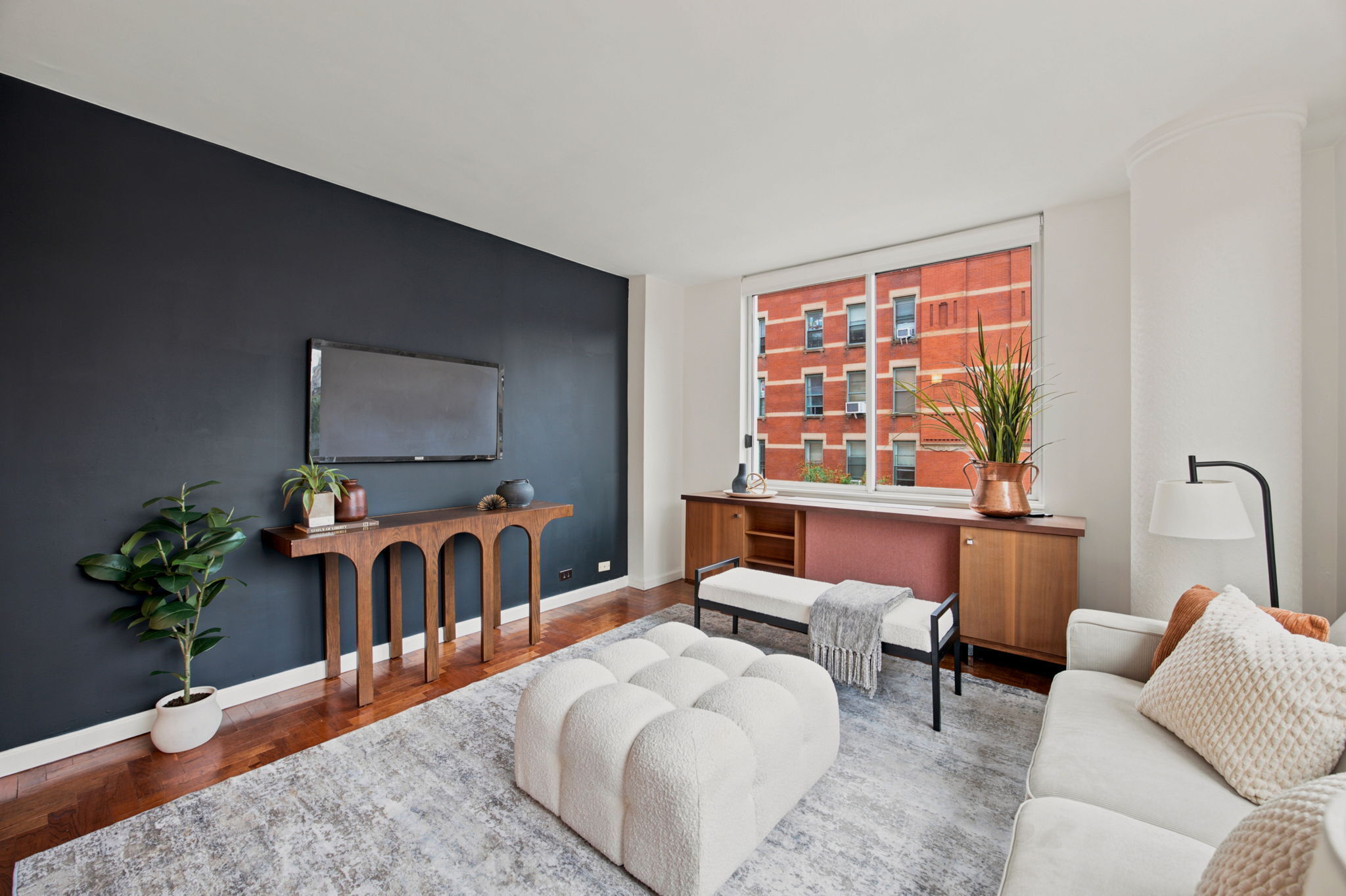350 W 50th Street 2G