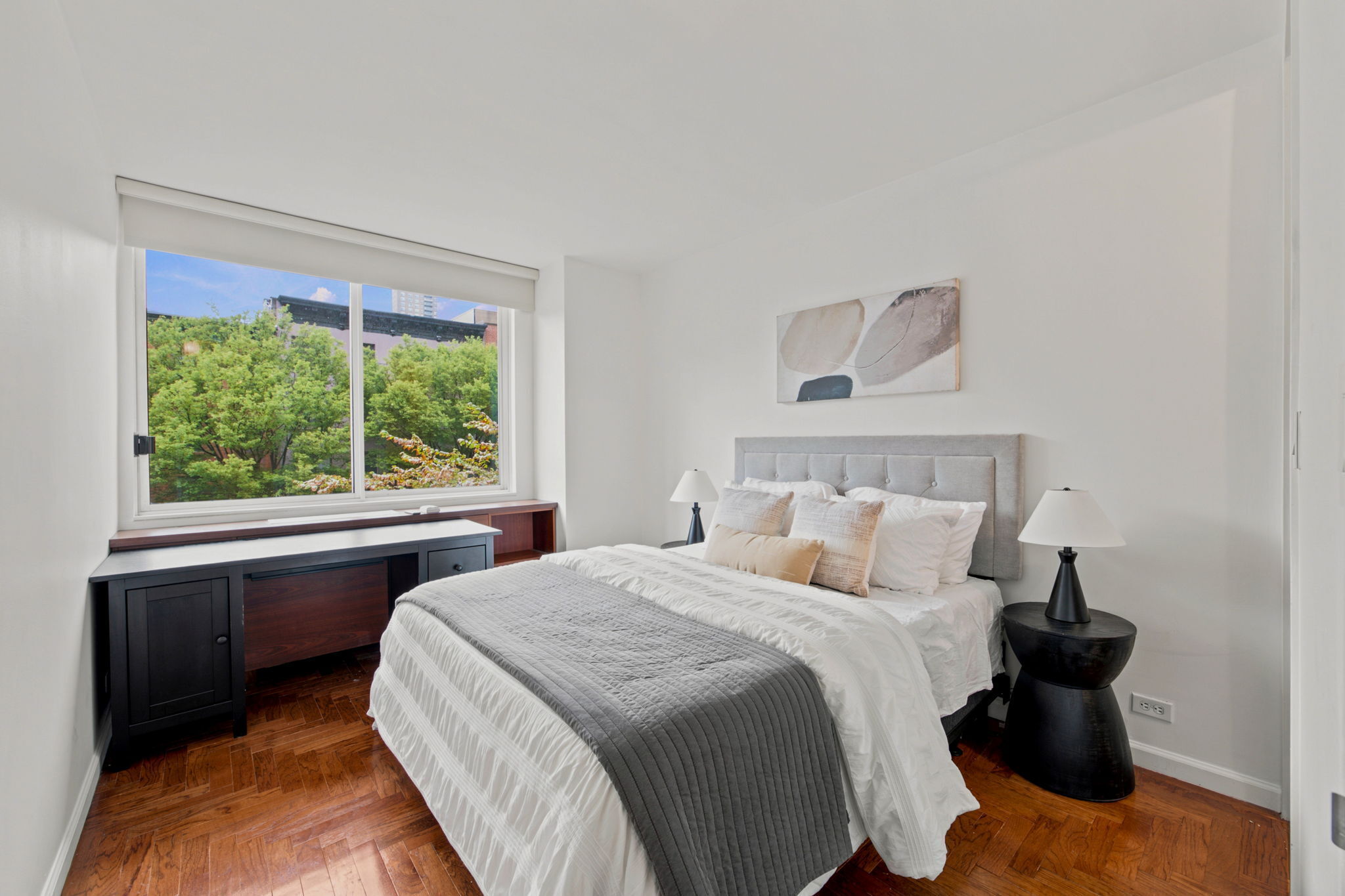350 W 50th Street 2G