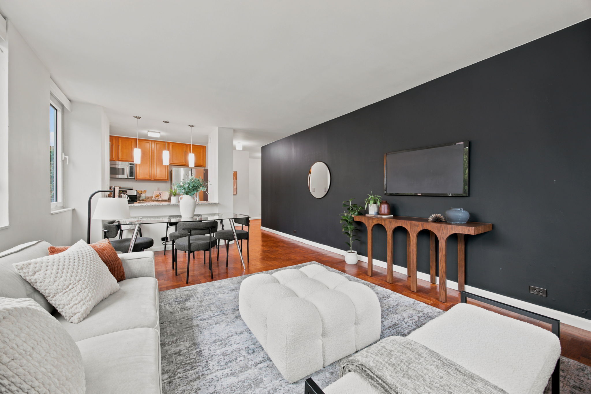350 W 50th Street 2G