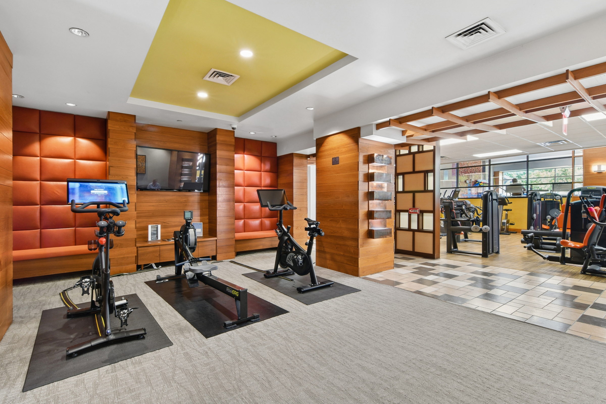 215 E 96th Street 27E