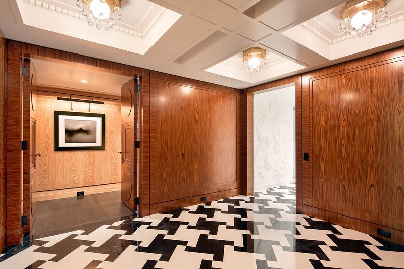 530 Park Avenue 16D