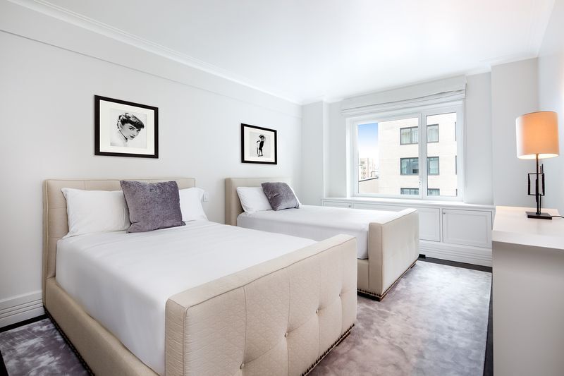 530 Park Avenue 16D