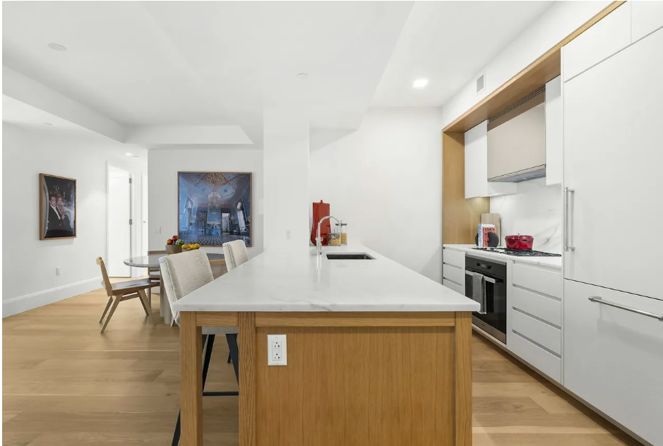 368 3rd Avenue 8A