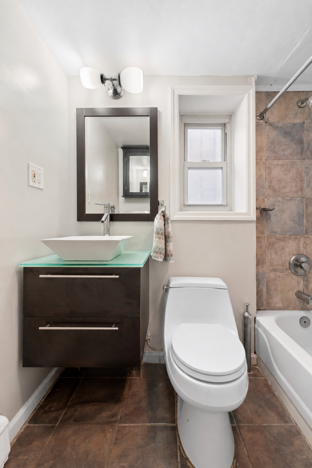 32-11 71st Street N/A
