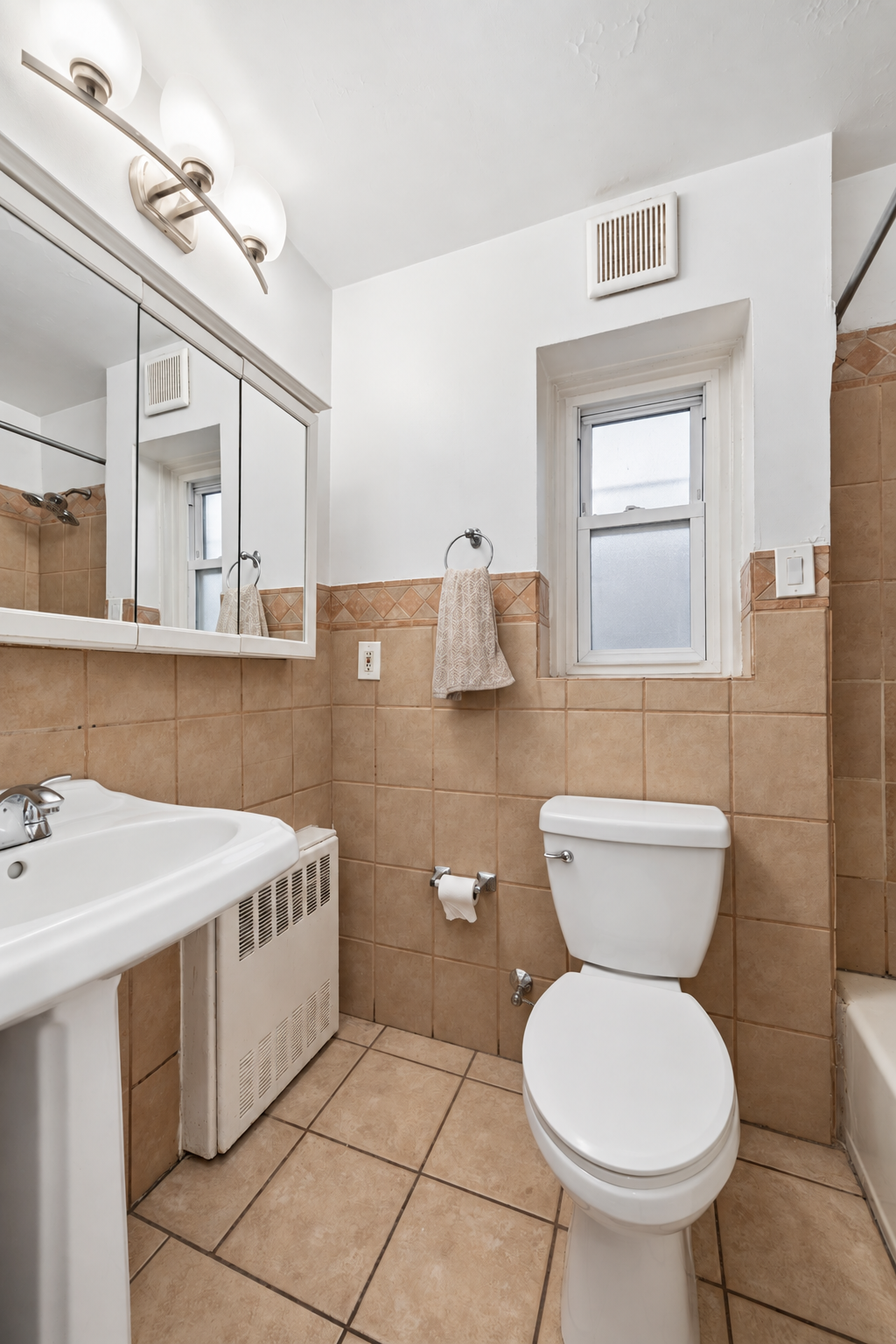 32-11 71st Street N/A