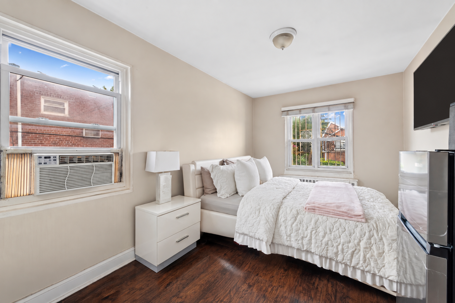 32-11 71st Street N/A