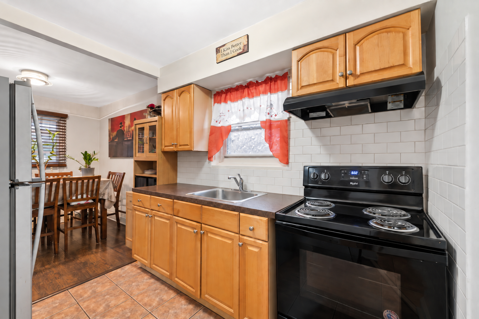 32-11 71st Street N/A