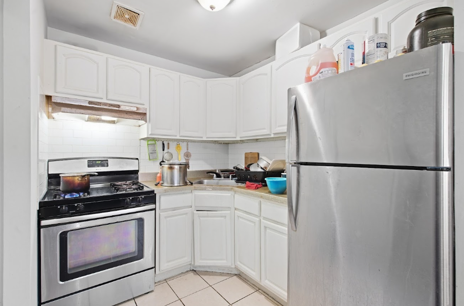 1047 Dekalb Avenue N/A