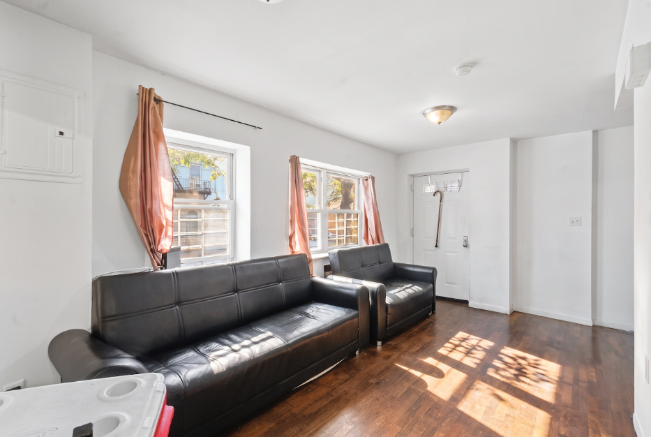 1047 Dekalb Avenue N/A
