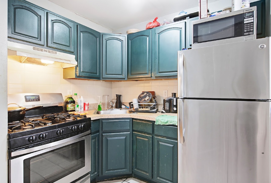 1047 Dekalb Avenue N/A