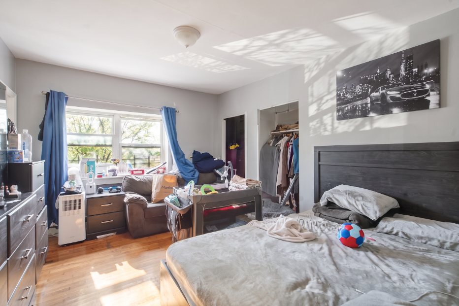 1047 Dekalb Avenue N/A