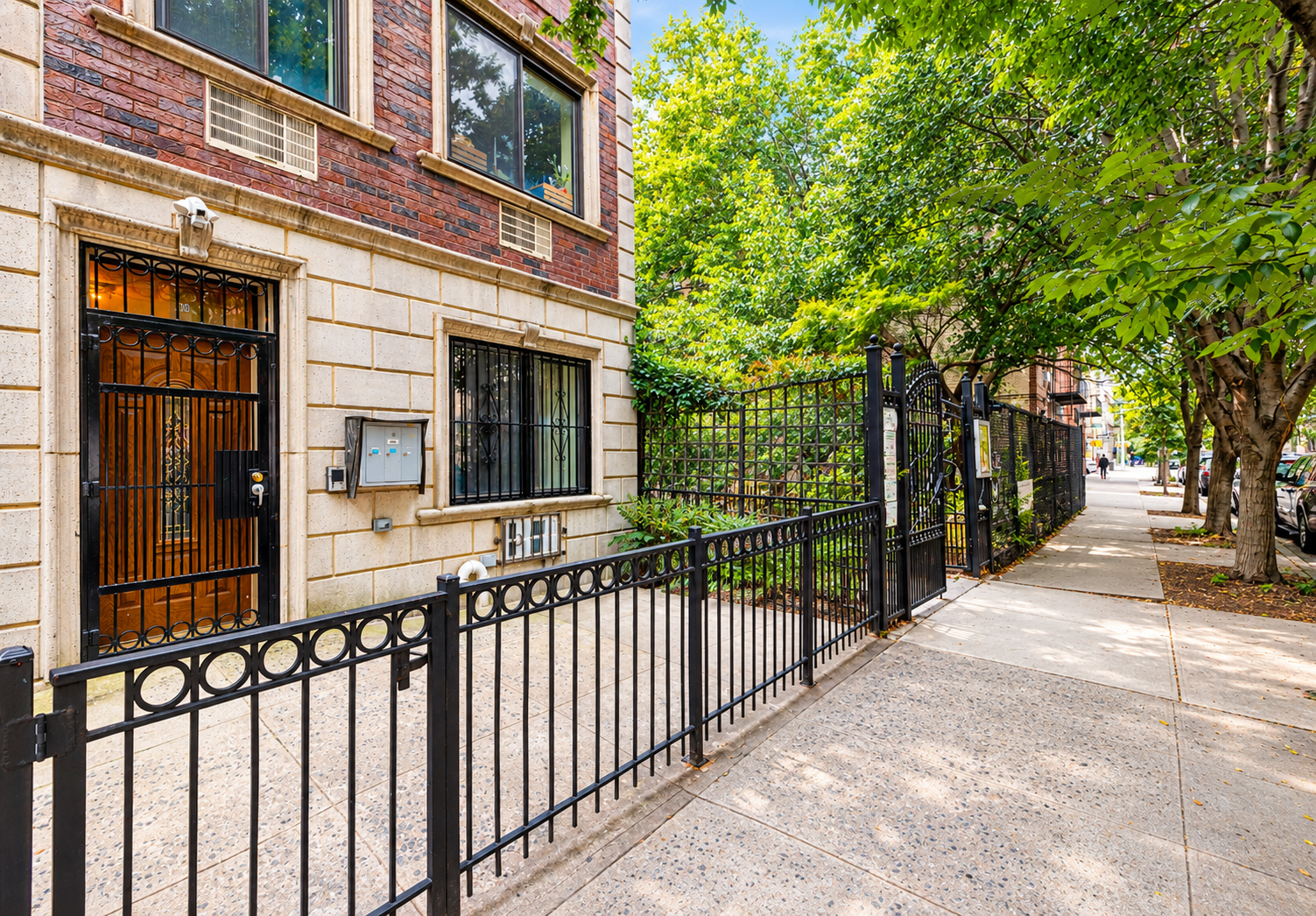 10 E 129th Street Th New York City Ny Us 10035 Rls20118643
